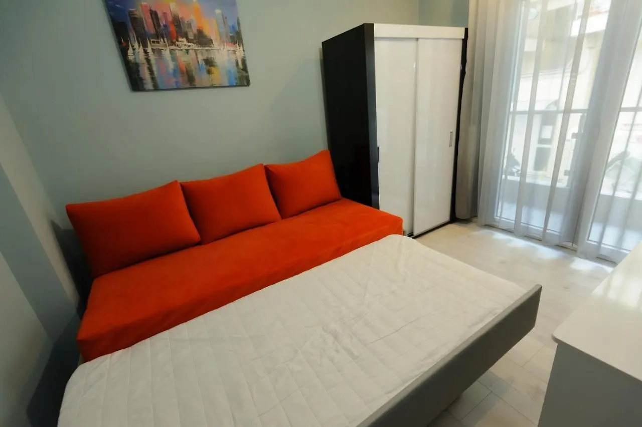 4 Colours Apartment Thessaloniki Greece